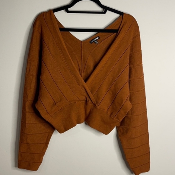 Fashion Nova Stella Cropped Sweater - Picture 4 of 5